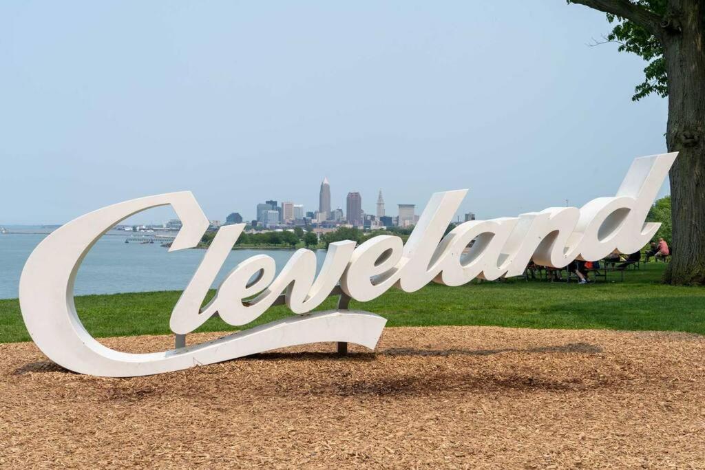 Uber Close To Ohio City, Cleveland Apartman Kültér fotó